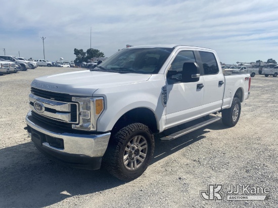 (Villa Rica, GA) 2017 Ford F-250 SD Crew-Cab Pickup Truck Runs & Moves