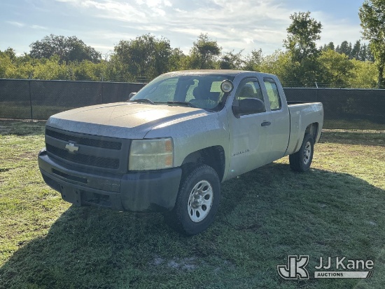 (Tampa, FL) 2009 Chevrolet Silverado 1500 4x4 Extended-Cab Pickup Truck, State of Florida Unit Runs