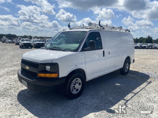 (Villa Rica, GA) 2013 Chevrolet Express G2500 Cargo Van Runs & Moves) (Windshield Deficiencies, Exte
