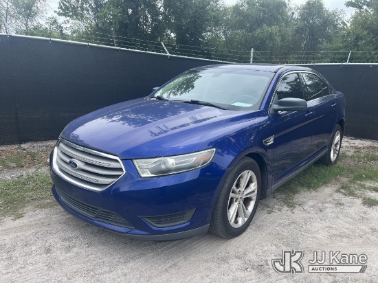 (Tampa, FL) 2015 Ford Taurus 4-Door Sedan, State of Florida Unit Runs & Moves)(FL Residents Purchasi