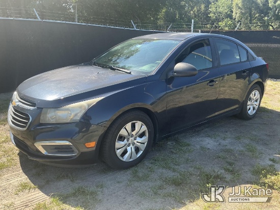 (Tampa, FL) 2015 Chevrolet Cruze LS 4-Door Sedan, State of Florida Unit Runs & Moves) (Dash Warning