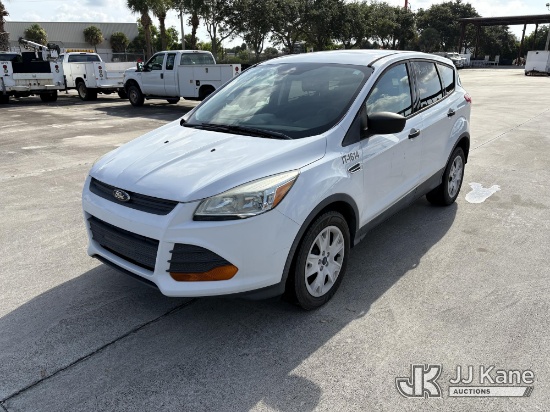(Riviera Beach, FL) 2016 Ford Escape 4-Door Sport Utility Vehicle Runs & Moves