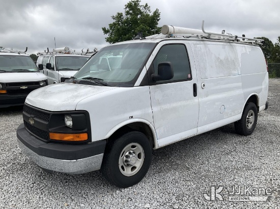 (Villa Rica, GA) 2014 Chevrolet Express G2500 Cargo Van Runs & Moves
