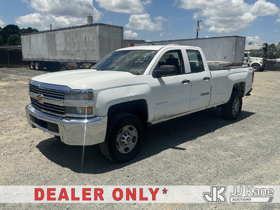 (China Grove, NC) 2015 Chevrolet Silverado 2500HD 4x4 Extended-Cab Pickup Truck Runs & Moves) (Dash
