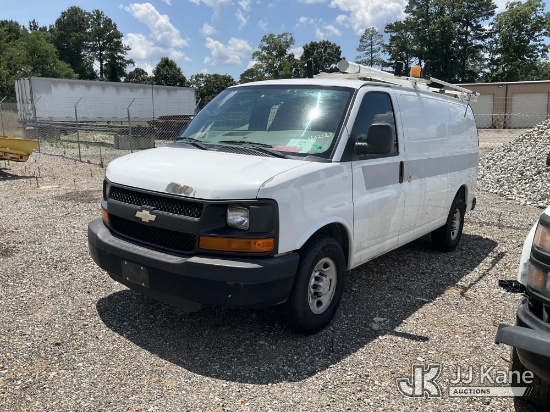 (Chester, VA) 2012 Chevrolet Express G2500 Cargo Van Runs & Moves) (Seller States: Transmission Issu