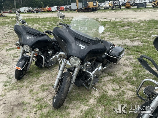 (Tampa, FL) 2017 Harley-Davidson FLHTP Motorcycle, State of Florida Unit Not Running, Condition Unkn