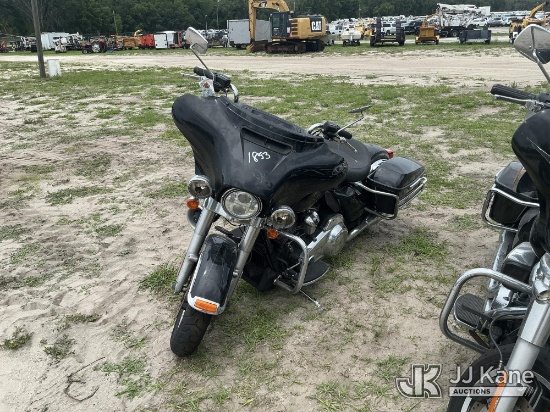 (Tampa, FL) 2017 Harley-Davidson FLHTP Motorcycle, State of Florida Unit Not Running, Condition Unkn