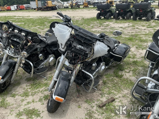 (Tampa, FL) 2015 Harley-Davidson FLHTP Motorcycle, State of Florida Unit Not Running, Condition Unkn