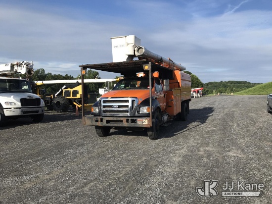(Mount Airy, NC) Altec LR760E70, Over-Center Elevator Bucket Truck mounted behind cab on 2015 Ford F