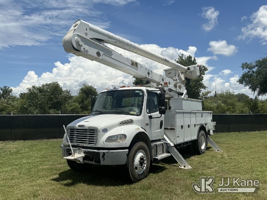 (Tampa, FL) Altec AA55, Material Handling Bucket Truck rear mounted on 2018 Freightliner M2 106 Util