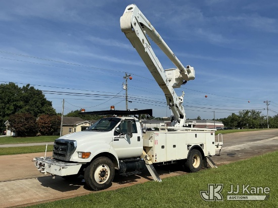 (Eatonton, GA) Altec AA55, Material Handling Bucket Truck rear mounted on 2015 Ford F-750 Utility Tr