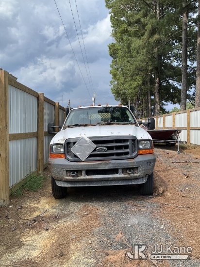 (Moncks Corner, SC) 2001 Ford F-450 SD Crew Cab DRW Flatbed Truck Runs) (Gearbox Cracked