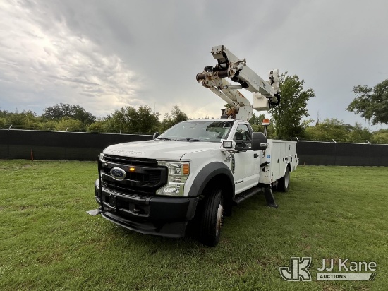 (Tampa, FL) Altec AT41M, Articulating & Telescopic Bucket Truck mounted behind cab on 2020 Ford F550