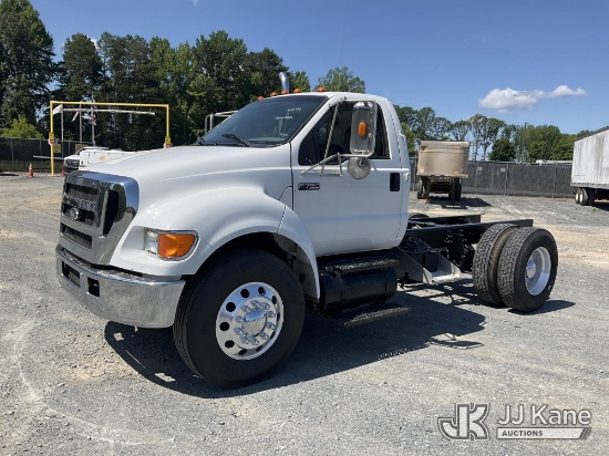 (China Grove, NC) 2007 Ford F750 Cab & Chassis Runs & Moves) (Interior Defects-Missing Battery Box L