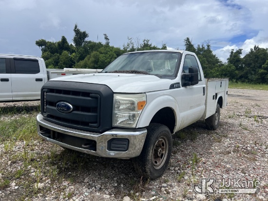 (Pensacola, FL) 2015 Ford F-350 4x4 Service Truck Runs & Moves) (Exterior Defects, Missing Fuel Cap