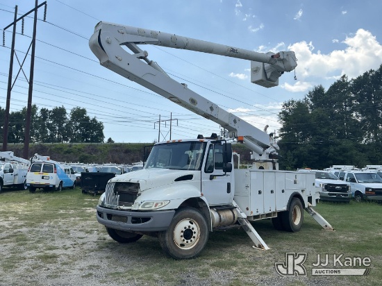 (Florence, SC) Altec AA55E-MH, Material Handling Bucket Truck rear mounted on 2012 International 430