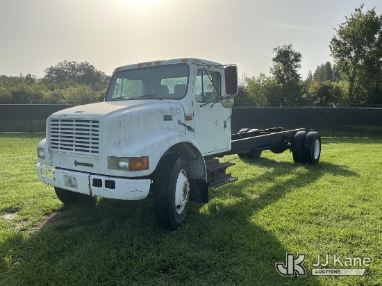 (Tampa, FL) 1999 International 4700 Cab & Chassis Runs & Moves) (Interior Defects - No Odometer On D