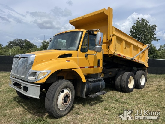 (Tampa, FL) 2003 International 7400 T/A Dump Truck, State of Florida Unit Runs, Moves & Dump Operate