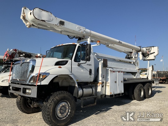 (Villa Rica, GA) Altec AM900-E100, Material Handling Elevator Bucket Truck rear mounted on 2014 Inte