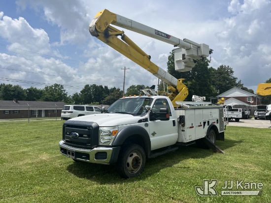 (Trenton, TN) HiRanger HR40-M, Material Handling Bucket Truck center mounted on 2016 Ford F-550 Serv