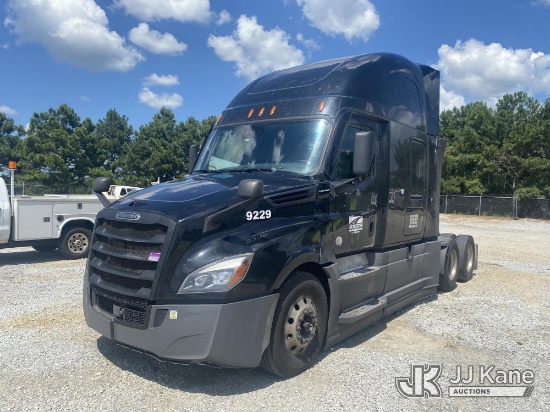 (Villa Rica, GA) 2022 Freightliner Cascadia Truck Tractor Runs & Moves) (Dash Warning Indicators On