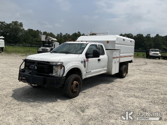 (Chester, VA) 2018 Ford F550 4x4 Extended-Cab Chipper Dump Truck Not Running, Condition Unknown