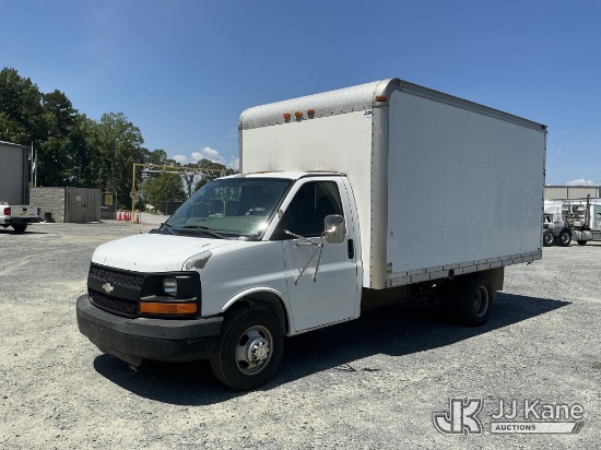 (China Grove, NC) 2005 Chevrolet Express G3500 Van Body Truck Runs & Moves) (Windshield Defect-See P