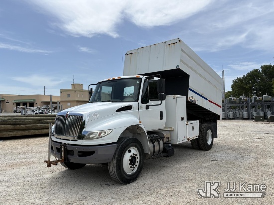 (Tavernier, FL) 2018 International DuraStar 4300 Chipper Dump Truck Runs, Moves, & Operates) (Dash W