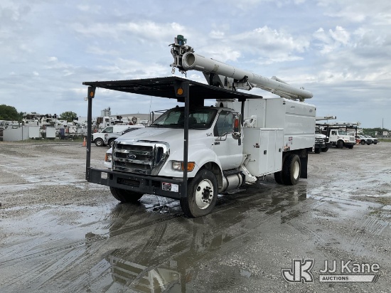 (Chester, VA) Altec LR7 60E70, Over-Center Bucket Truck rear mounted on 2015 FORD F750 Chipper Dump