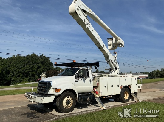 (Eatonton, GA) Altec AA55, Material Handling Bucket Truck rear mounted on 2015 Ford F-750 Utility Tr