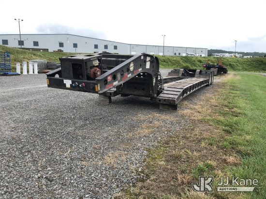 (Mount Airy, NC) 2000 Fontaine TA35NGB T/A Drop-Deck Equipment Trailer
