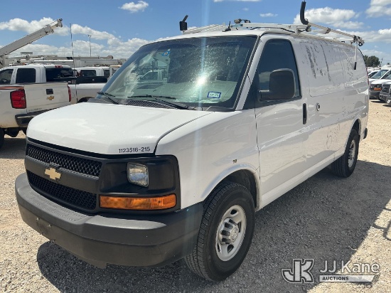(Waxahachie, TX) 2015 Chevrolet Express G2500 Cargo Van Runs & Moves