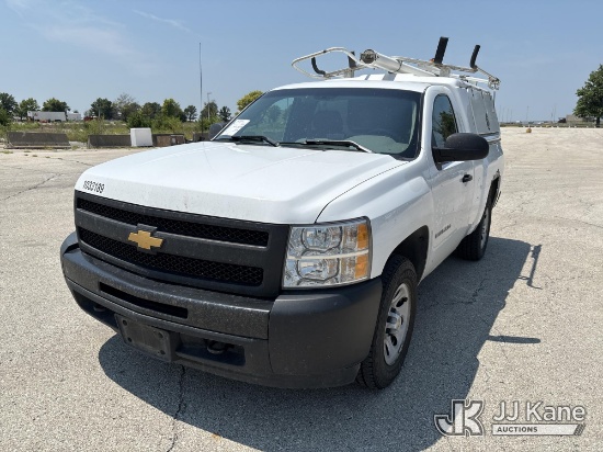 (Kansas City, MO) 2013 Chevrolet Silverado 1500 4x4 Pickup Truck Runs & Moves) (Corrosion