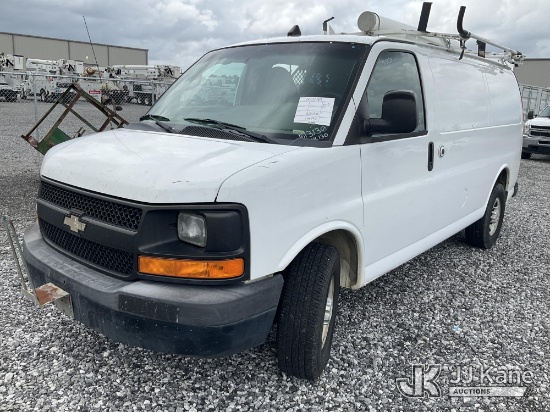 (Hammond, LA) 2013 Chevrolet Express G2500 Cargo Van Runs & Moves