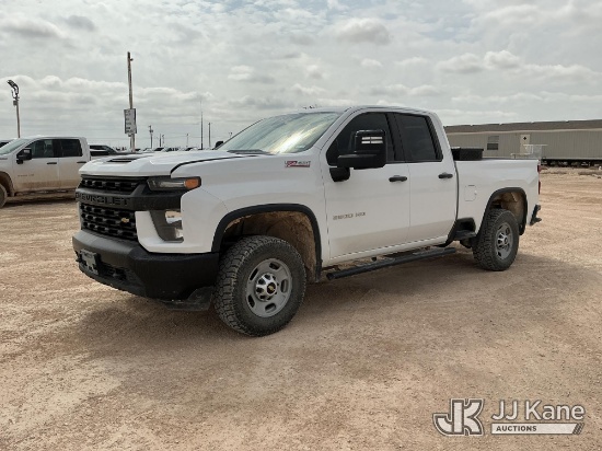 (Midland, TX) 2021 Chevrolet Silverado 2500HD 4x4 Extended-Cab Pickup Truck Runs & Moves) (Windshiel