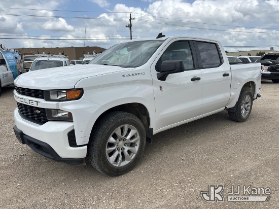 (Waxahachie, TX) 2020 Chevrolet Silverado 1500 Crew-Cab Pickup Truck Runs & Moves