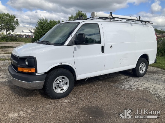 (South Beloit, IL) 2014 Chevrolet Express G2500 Cargo Van Runs & Moves