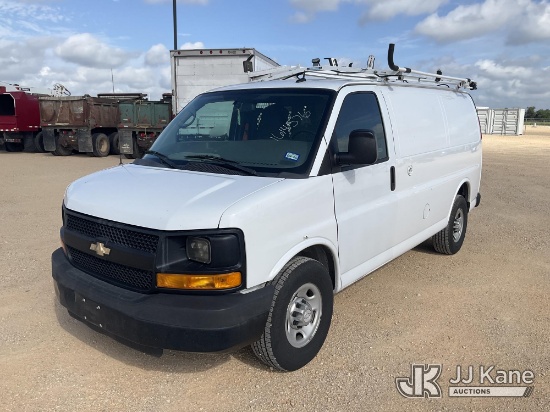 (Marion, TX) 2015 Chevrolet Express 2500 Cargo Van Runs & Moves) (Dash Warning Indicators On Picture