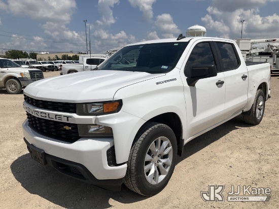 (Waxahachie, TX) 2020 Chevrolet Silverado 1500 Crew-Cab Pickup Truck Runs & Moves