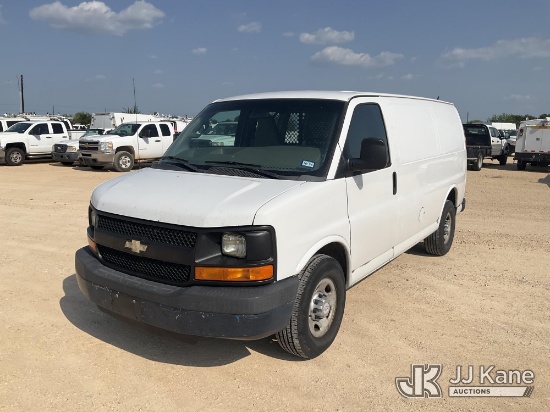 (Marion, TX) 2016 Chevrolet Express G2500 Cargo Van Runs & Moves)(Windshield Deficiencies