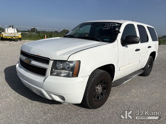 (Hawk Point, MO) 2013 Chevrolet Tahoe Police 4-Door Sport Utility Vehicle Runs & Moves) (Engine Perf