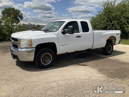 (South Beloit, IL) 2008 Chevrolet Silverado 2500HD Extended-Cab Pickup Truck Runs & Moves
