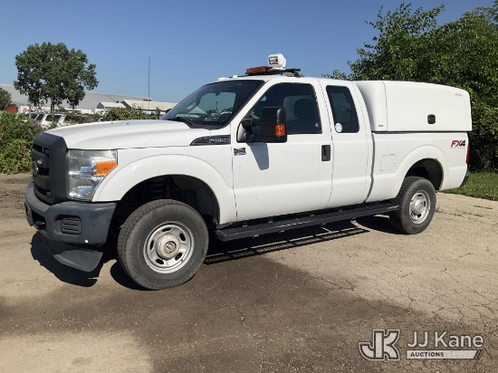 (South Beloit, IL) 2015 Ford F-250 SD Extended-Cab Pickup Truck Runs & Moves) (Corrosion