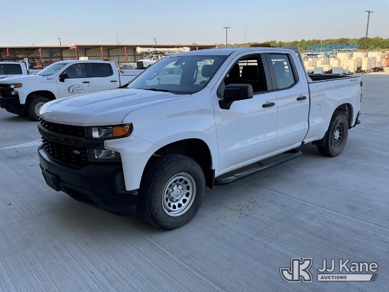 (Cleburne, TX) 2019 Chevrolet Silverado 1500 4x4 Extended-Cab Pickup Truck, Cooperative Owned Runs &