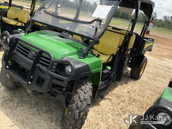 (Hammond, LA) 2022 JOHN DEERE XUV855MS4 Utility Vehicle Runs & Moves) (Non-Titled)