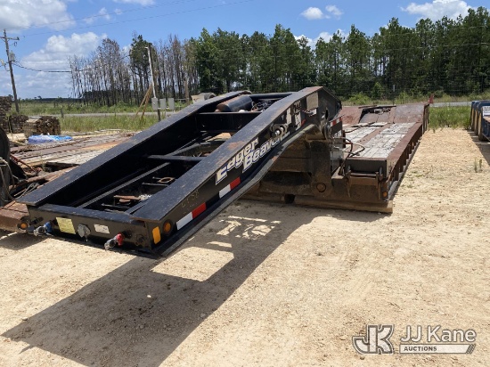(Anacoco, LA) 2012 Eager Beaver 55GSL 55 Ton Tri Axle Lowboy Trailer Pony Motor Runs