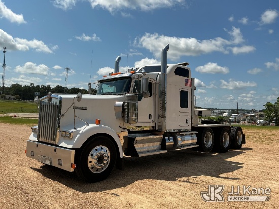 (Byram, MS) 2017 Kenworth W900 Tri-Axle Truck Tractor Runs & Moves