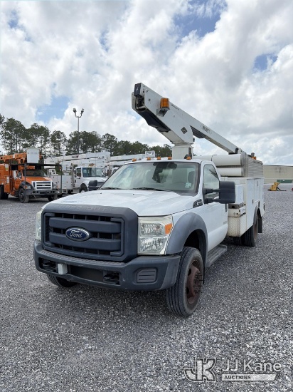 (Hammond, LA) Versalift TEL29N-03, Telescopic Non-Insulated Bucket Truck mounted behind cab on 2013