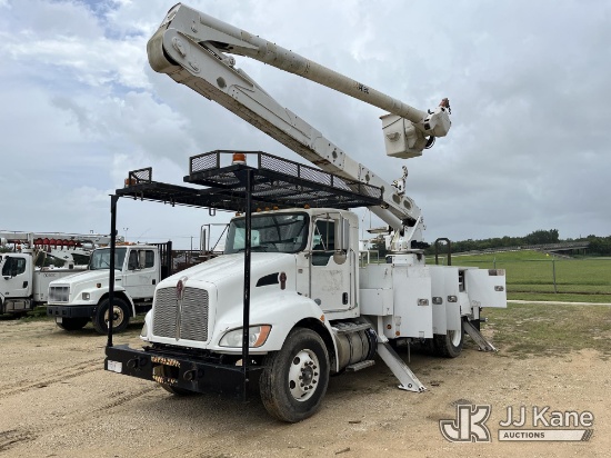 (Houston, TX) Altec AA55-MH, Material Handling Bucket Truck rear mounted on 2016 Kenworth T300 Utili