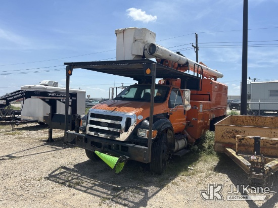 (Waxahachie, TX) Altec LR760E70, Articulating Material Handling Bucket Truck mounted behind cab on 2